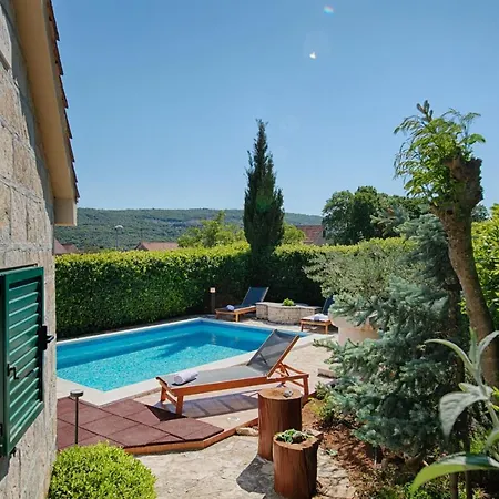Villa Anja *