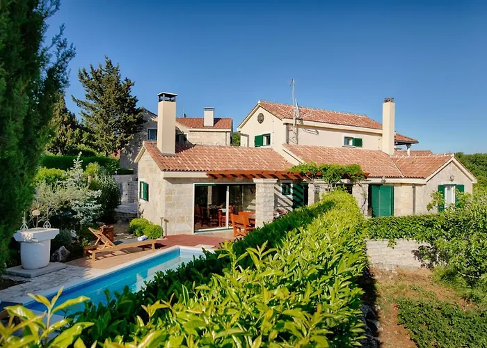 Βίλα Anja Pražnice