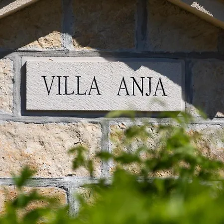 Anja Villa Pražnice